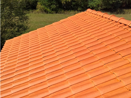 Entretien toiture tuiles et rénovation faîtage Vertou